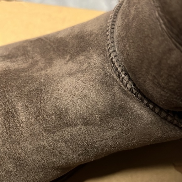 Ugg boots - Picture 7 of 7